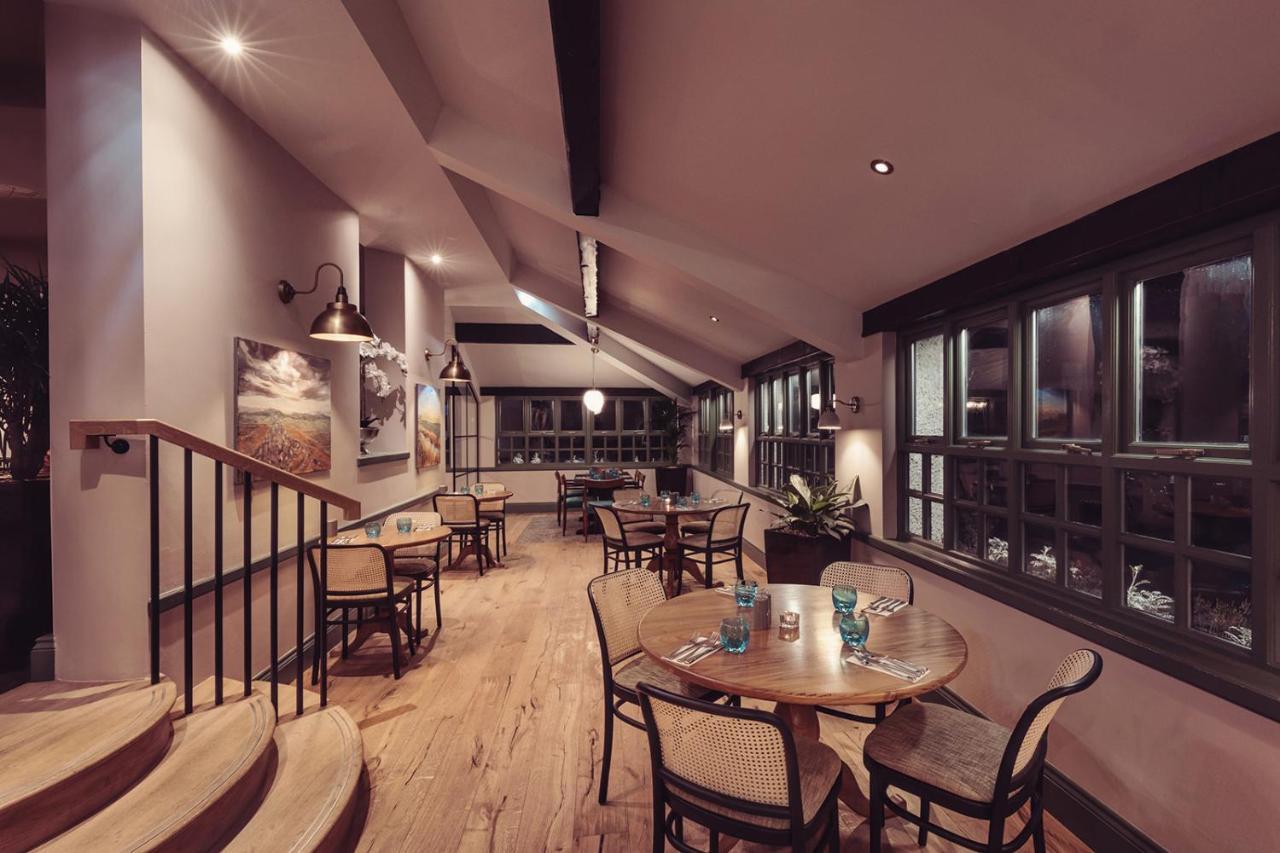 Longlands Inn & Cottages カーンフォース エクステリア 写真 The interior of the restaurant