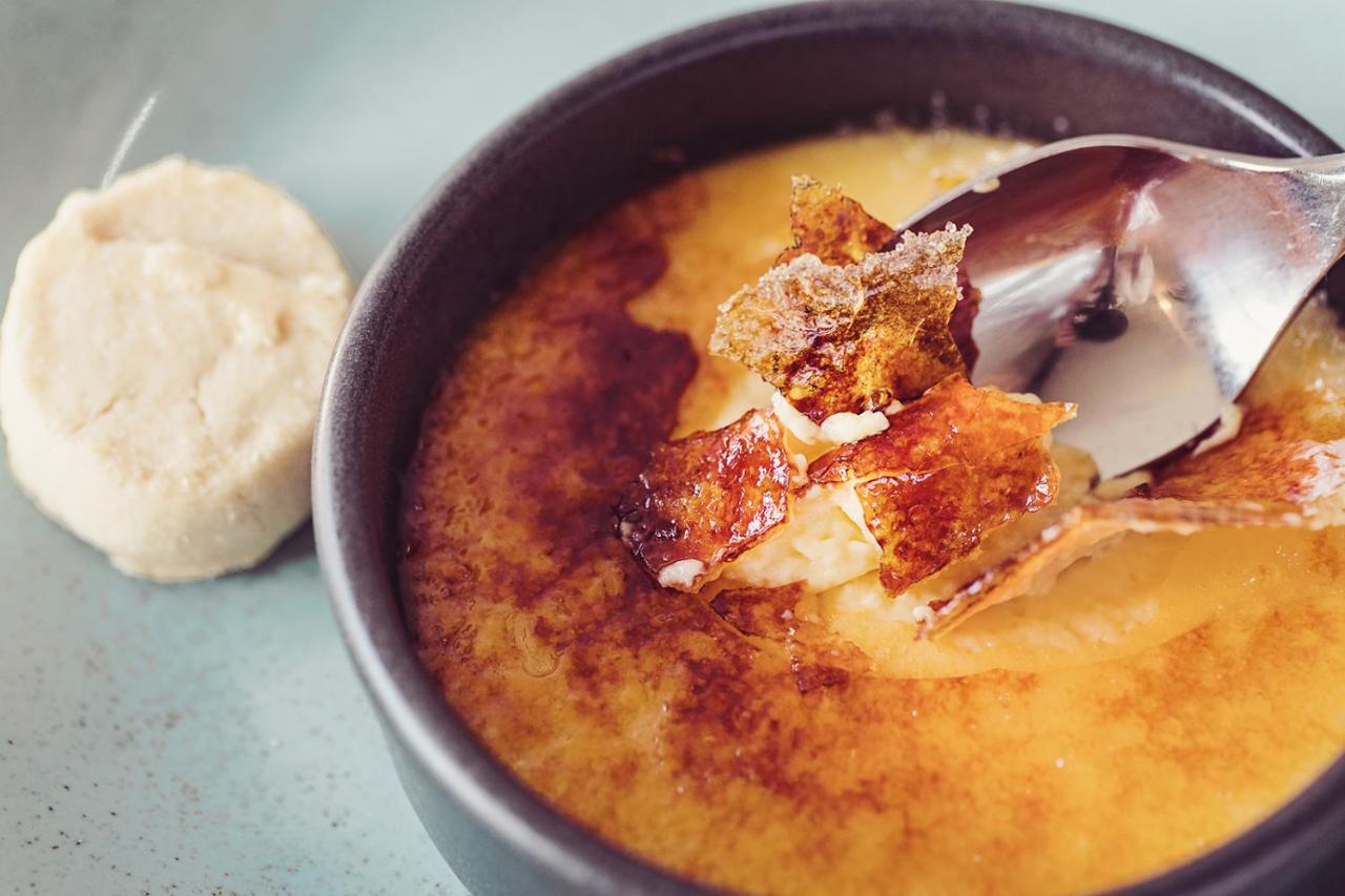 Longlands Inn & Cottages カーンフォース エクステリア 写真 Croutons in a soup
