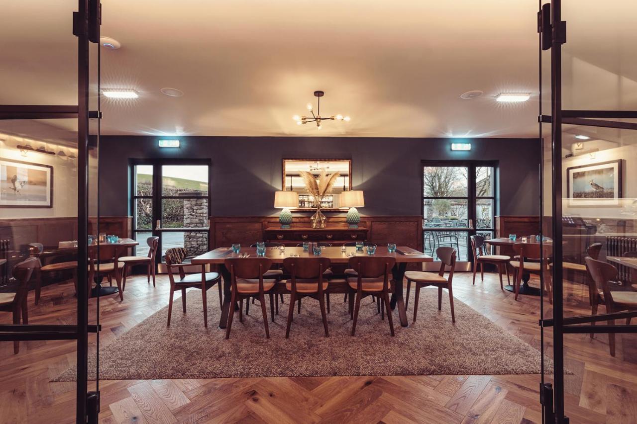 Longlands Inn & Cottages カーンフォース エクステリア 写真 The restaurant at the hotel