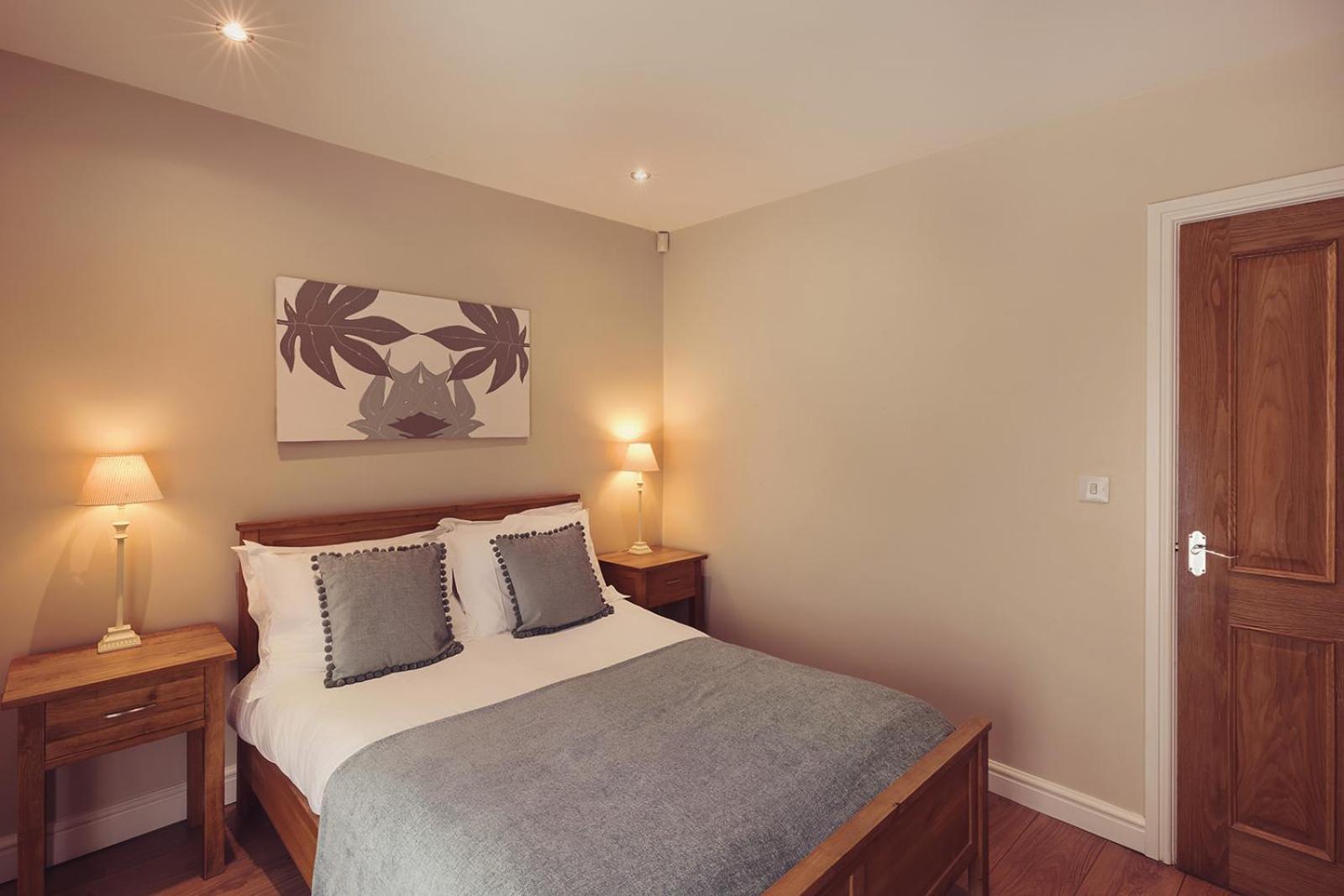 Longlands Inn & Cottages カーンフォース エクステリア 写真 A bedroom at the hotel